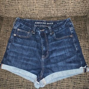 american eagle shorts size 8
